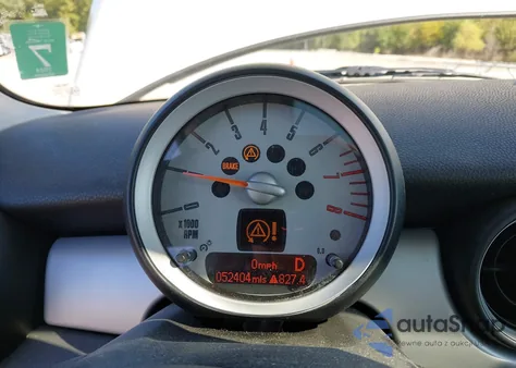 2010 Mini Cooper Clubman из США, поврежденный, VIN WMWML3C51ATX38940